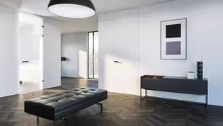 Griffwerk Frame Glas + Holz auf Türen in Standardhöhen und auf deckenhohe Türen im XL-Format