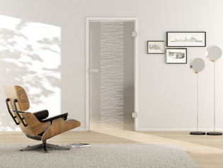 Living room with glass door Nature_LD_658, laser two sides, studio/office Living situation with shows the GRIFFWERK glass door Nature_LD_658 laser two sides in the version revolving door - DIN right - studio / office - tempered safety glass PURE WHITE
