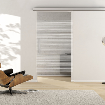 Ambientebild in Wohnraumsituation illustriert die Griffwerk Glasschiebetür LINES 605 in der Ausführung ESG PURE WHITE klar