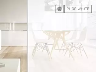 Les portes en verre PURE WHITE de Griffwerk conservent une couleur neutre.