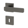 Isolated product image in the left-turned angle shows the GRIFFWERK rose set square MINIMAL MODERN in the version mortice lock - cashmere grey - screw on technique