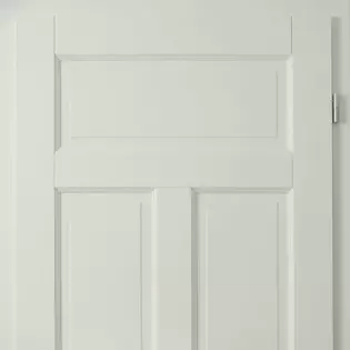 The illustration shows a white style door.