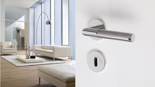 Living situation shows a living room with the GRIFFWERK door handle set Loredana Professional