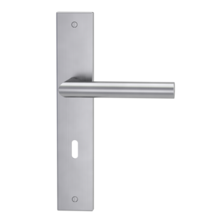 Silhouette product image in perfect product view shows the GRIFFWERK long plate set LUCIO in the version single tumber lock - stainless steel mat - visible screwed 