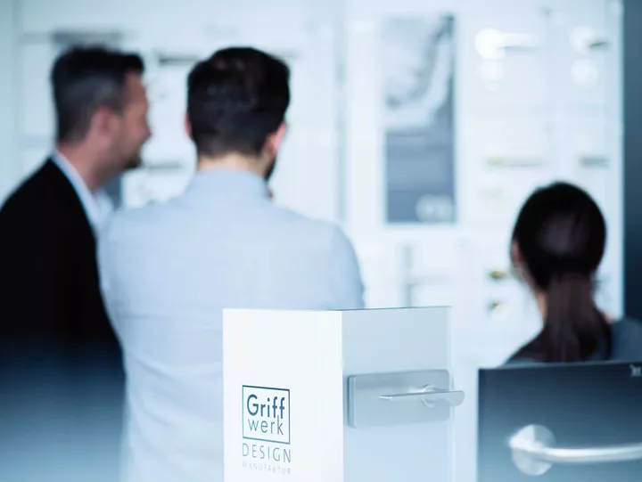 It is worth visiting a GRIFFWERK shop-in-shop: Form and material can be experienced.