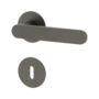 Isolated product image in the left-turned angle shows the GRIFFWERK rose set AVUS in the version mortice lock - cashmere grey - flat rose