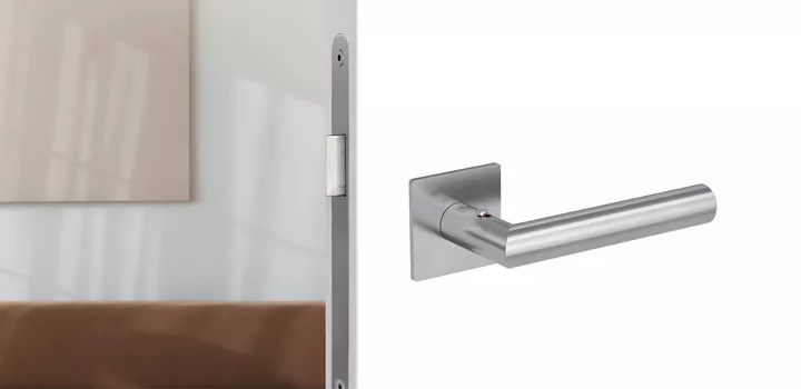  Wohnraumbild von Griffwerk LUCIA PIATTA S QUATTRO in der Version smart2lock