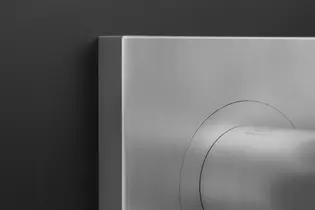 Lucia straight-edged escutcheon You can see a detail of Lucia's straight-edged escutcheon in stainless steel matte.