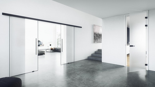 PLANEO AIR glass door system by GRIFFWERK is now also available as a double-leaf version.