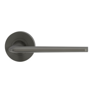 The image shows the Griffwerk door handle set REMOTE in the version with rose set round unlockable screw on cashmere grey