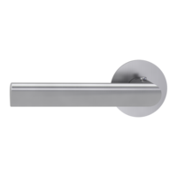 The image shows the Griffwerk door handle set TRI 134 in the version with rose set round smart2lock 2.0 flat rose brushed steel